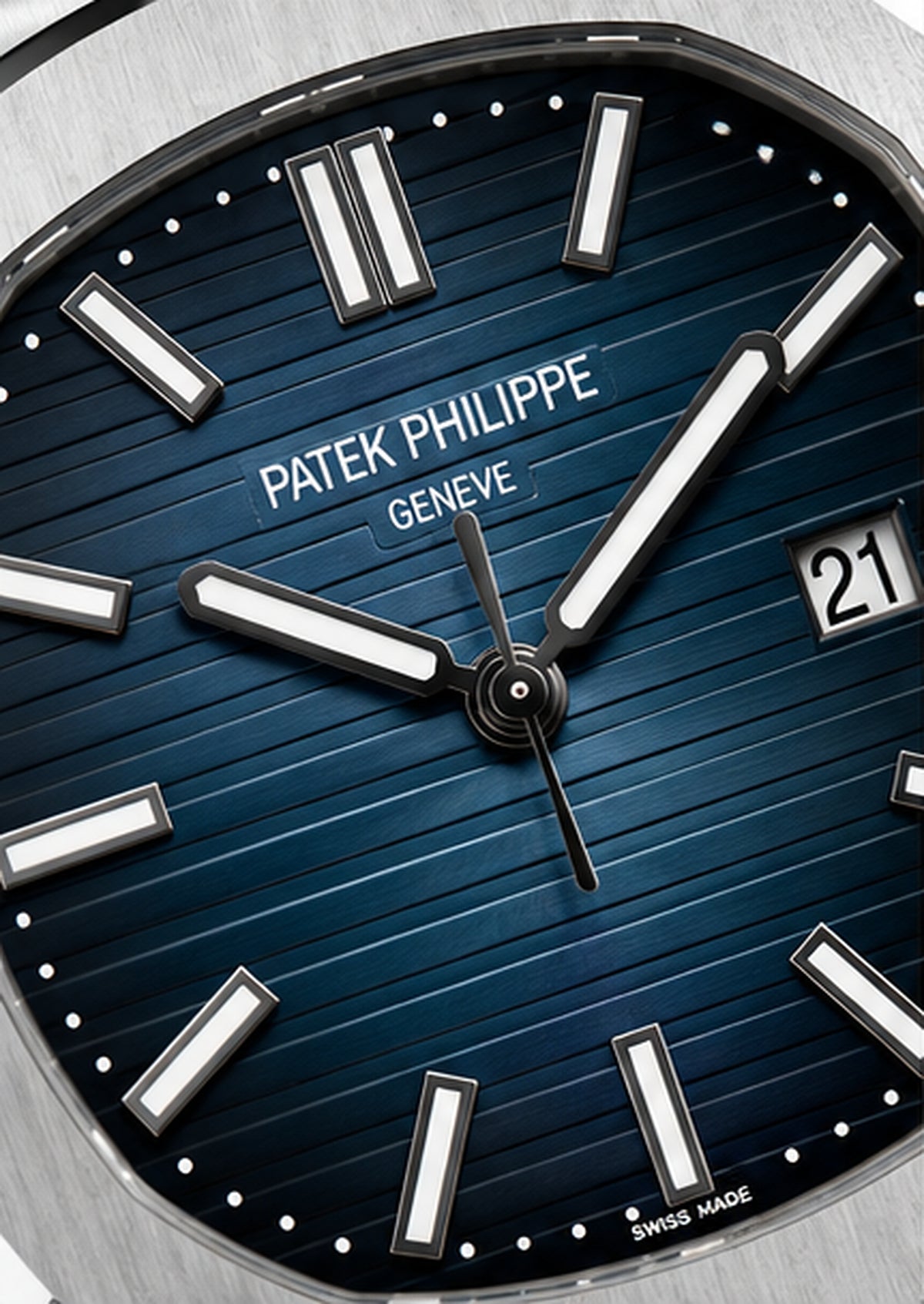 Patek Philippe Nautilus (Luxury Collection)